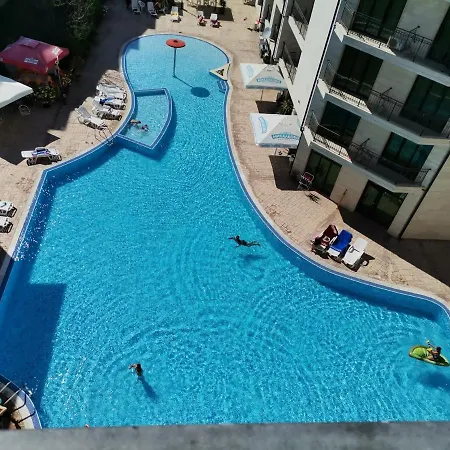 Apartman Family Amadeus Lux Napospart