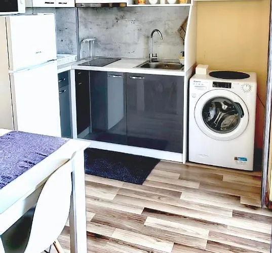 Family Amadeus Lux Apartment Slantschew brjag
