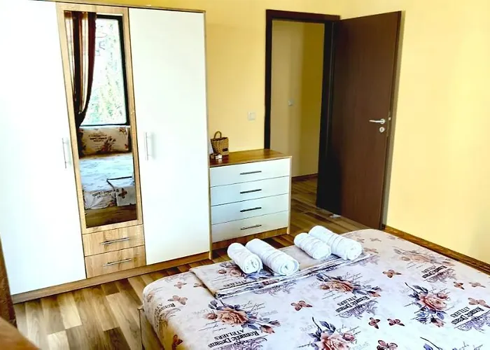 Family Amadeus Lux Apartment Slantschew brjag