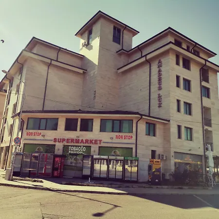 Family Amadeus Lux *